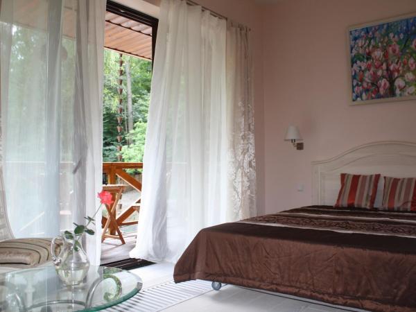 Ekosamotnia : photo 4 de la chambre chambre double deluxe avec balcon