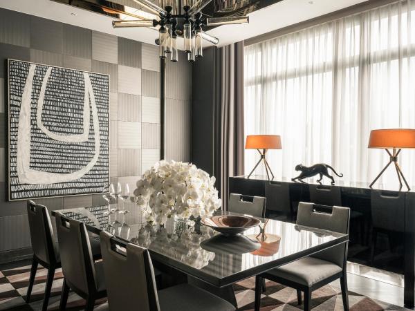 Four Seasons Hotel Kuala Lumpur : photo 4 de la chambre suite lit king-size présidentielle