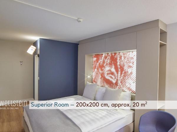 Hotel Wettstein : photo 4 de la chambre chambre double supérieure côté ville