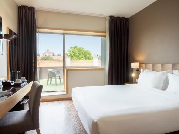 HF Tuela Porto : photo 2 de la chambre chambre double confort avec balcon