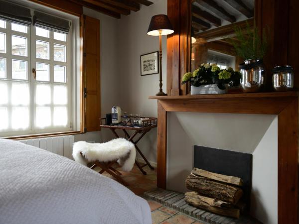 Chambres Houdaille : photo 2 de la chambre chambre double confort - vue sur port - 1er Étage