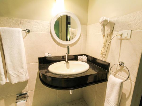 Hotel Plaza Apolo : photo 2 de la chambre chambre double standard