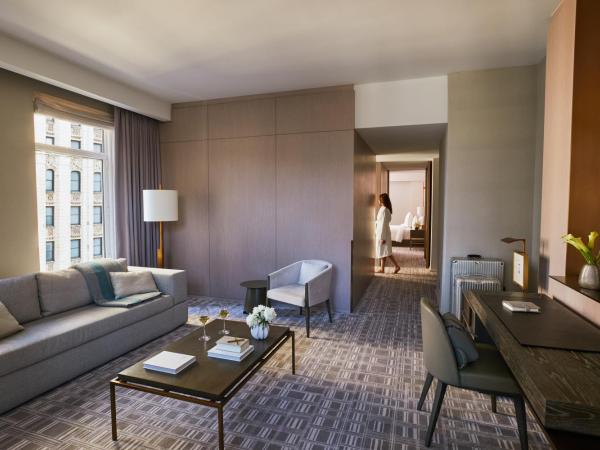 Four Seasons Hotel New York Downtown : photo 6 de la chambre suite liberty