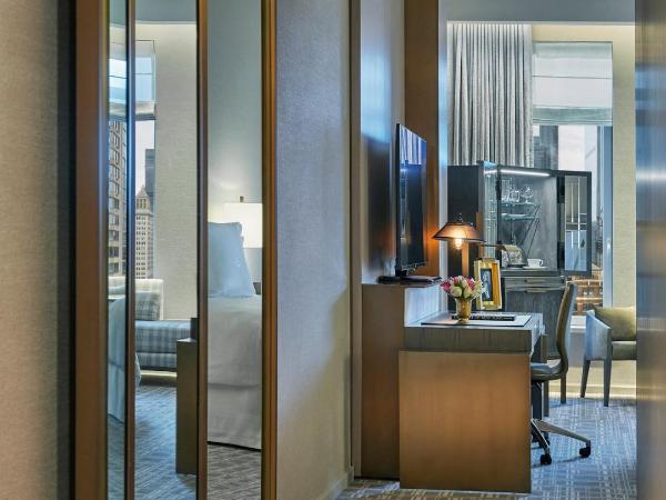 Four Seasons Hotel New York Downtown : photo 5 de la chambre chambre lit king-size manhattan