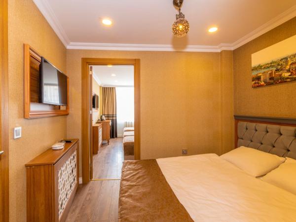 Golden Sand Hotel : photo 10 de la chambre chambre familiale communicante avec balcon