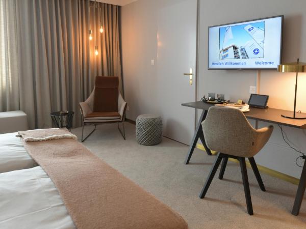 Kongress Hotel Davos : photo 2 de la chambre superior double room mountain view