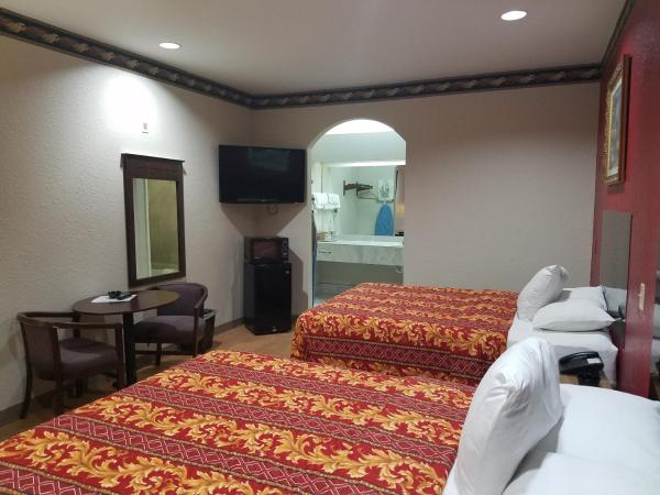 Scott Inn & Suites - Downtown Houston : photo 4 de la chambre chambre 2 lits queen-size - non-fumeurs