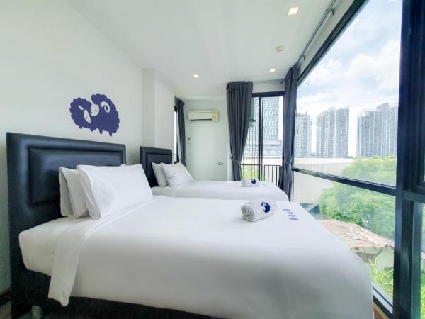 Kokotel Bangkok Sukhumvit 50 - SHA Extra Plus : photo 1 de la chambre suite 2 chambres