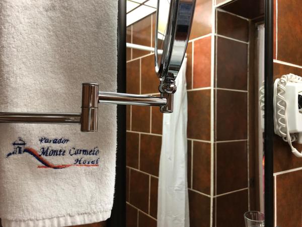 Parador Monte Carmelo : photo 2 de la chambre chambre simple standard