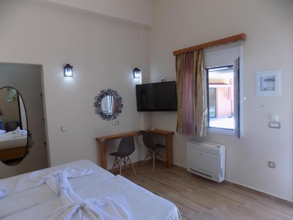 Souvlakis Pool Suites (S.P.S) : photo 6 de la chambre appartement - vue sur piscine 
