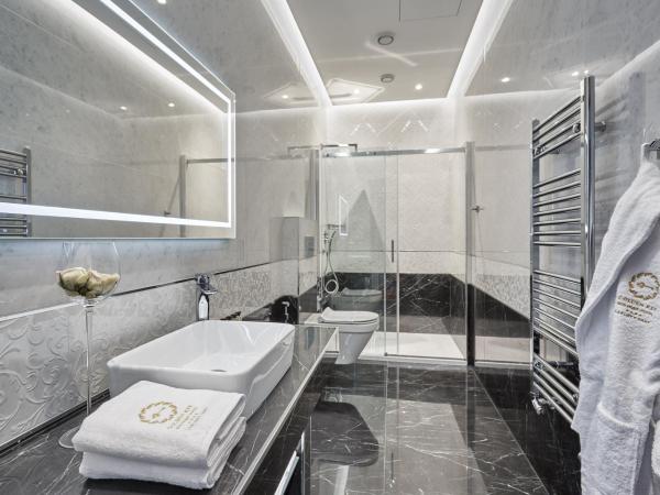 Golden Key Boutique Hotel : photo 4 de la chambre chambre double ou lits jumeaux deluxe - vue sur ville