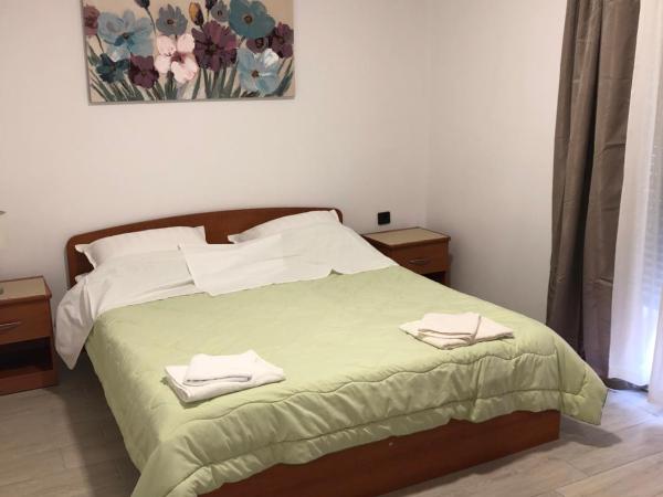 Apartmans and rooms ''Slavica'' : photo 5 de la chambre appartement - vue sur mer