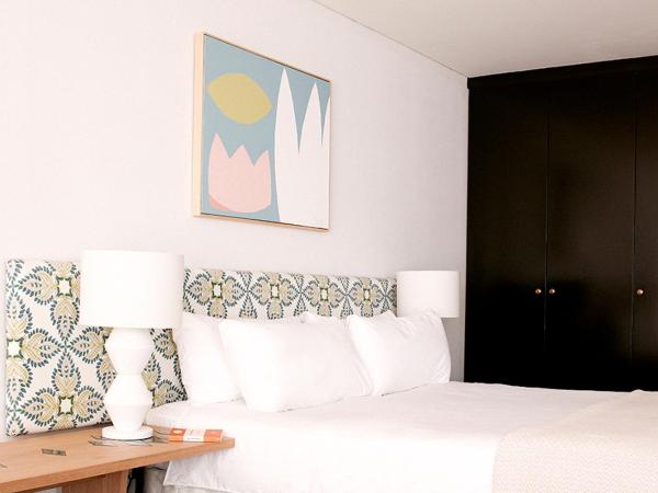 Hotel Ravesis : photo 2 de la chambre deluxe king - terrace view