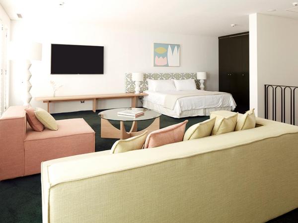 Hotel Ravesis : photo 4 de la chambre deluxe king - terrace view