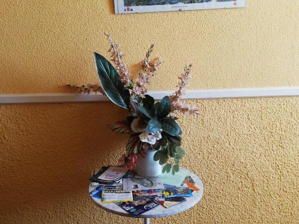 Hôtel de Nevers : photo 7 de la chambre chambre triple