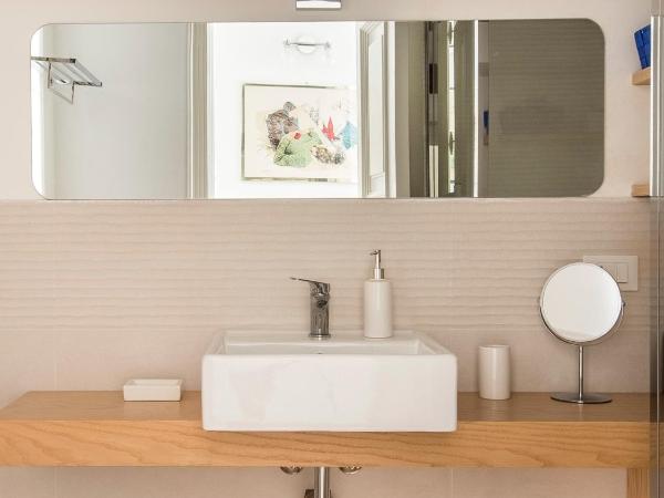 B&B Villa Liberty sul mare : photo 5 de la chambre chambre standard lit queen-size