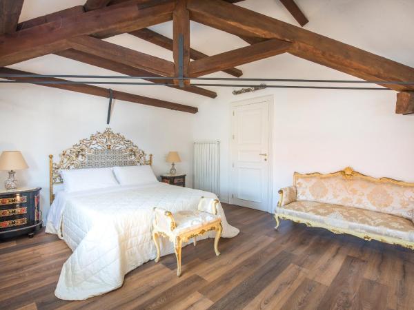 B&B Villa Liberty sul mare : photo 1 de la chambre chambre quadruple deluxe
