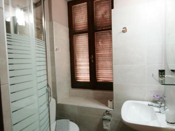 Helena Hotel : photo 9 de la chambre chambre double standard