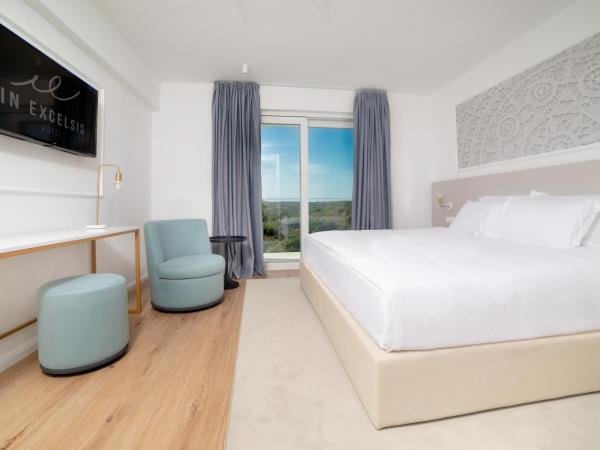 Hotel In Excelsis : photo 8 de la chambre chambre lit king-size supérieure - vue sur mer 