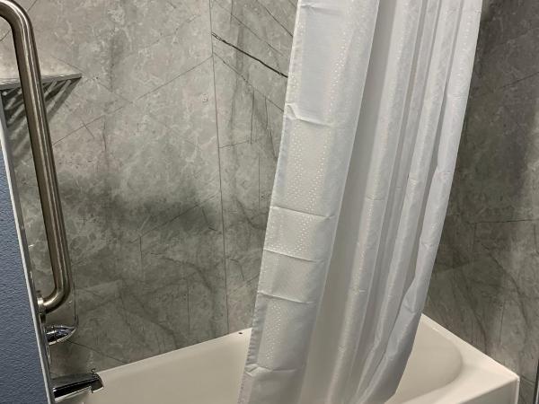 Scottish Inns and Suites Scarsdale : photo 4 de la chambre chambre double deluxe