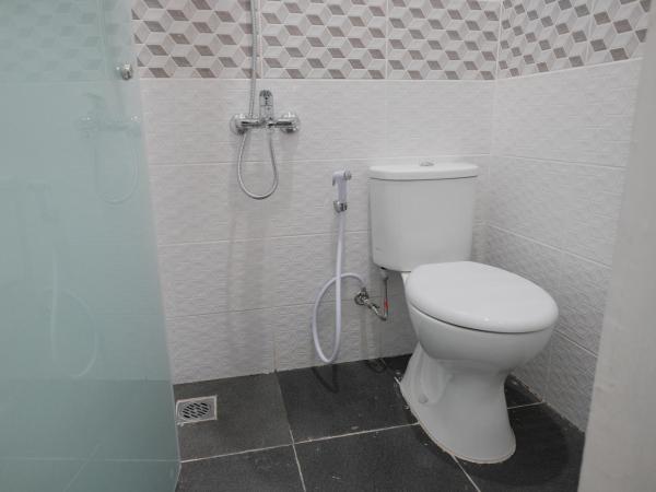 RedDoorz near Taman Palem : photo 8 de la chambre chambre double