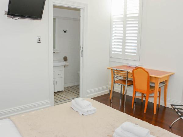 Glasgow Arms Hotel Ultimo : photo 2 de la chambre chambre lit queen-size