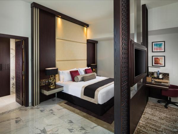 Millennium Place Dubai Marina : photo 1 de la chambre suite place exécutive avec balcon