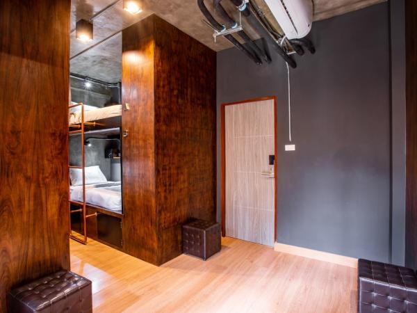Kaen Hostel : photo 1 de la chambre lit superposé dans dortoir pour femmes 