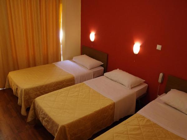 Hotel Exarchion : photo 2 de la chambre chambre triple