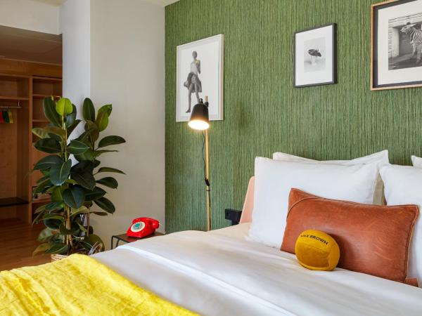 Max Brown Hotel 7th District, part of Sircle Collection : photo 3 de la chambre très grande chambre double