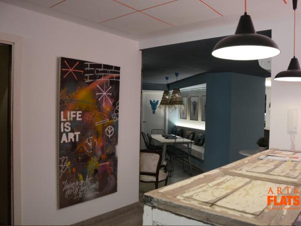 Art&Flats Hostel : photo 3 de la chambre chambre triple avec salle de bains commune