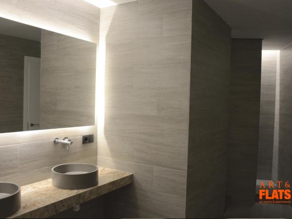 Art&Flats Hostel : photo 7 de la chambre chambre double avec salle de bains commune