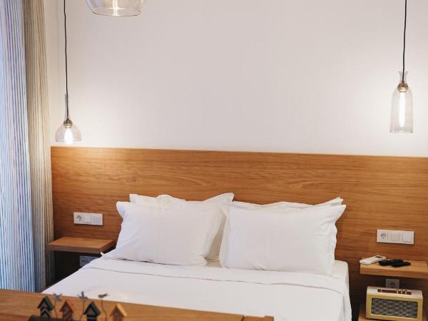 Bono Hotel Old Town : photo 9 de la chambre chambre double avec balcon