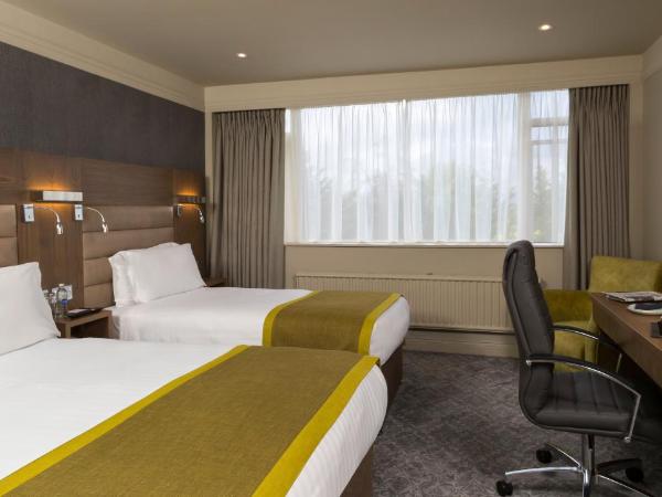 Bonnington Hotel & Leisure Centre : photo 2 de la chambre chambre triple