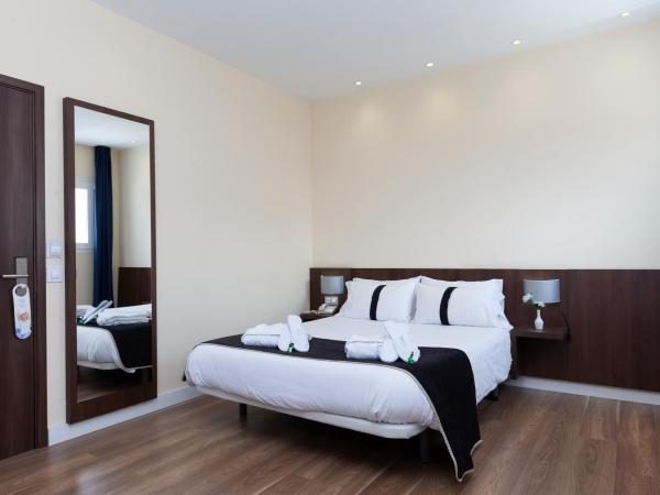 Hotel Olympia Universidades : photo 8 de la chambre chambre double avec terrasse