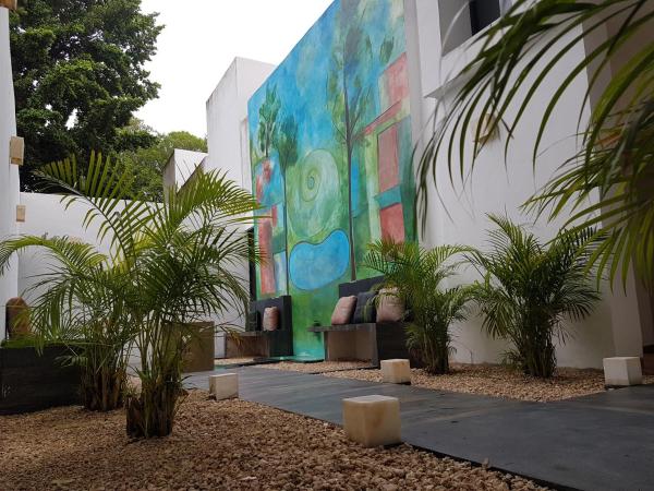 Hotel Holly : photo 4 de la chambre chambre double avec 2 lits doubles