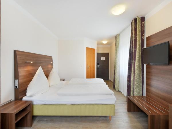 Hotel Säntis : photo 3 de la chambre chambre double confort