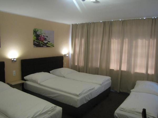 Milano Hotel : photo 7 de la chambre chambre quadruple standard