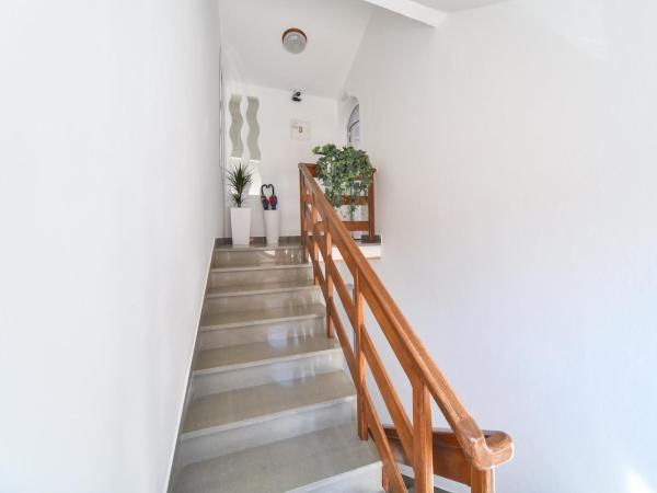 Rooms Nekic 1 : photo 7 de la chambre chambre double avec salle de bains privative