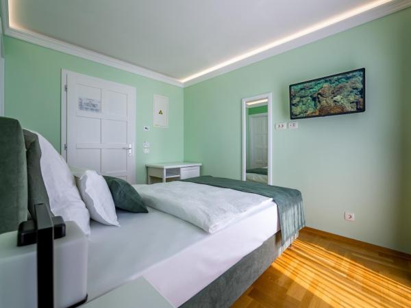 Hotel Domino : photo 2 de la chambre chambre simple avec balcon