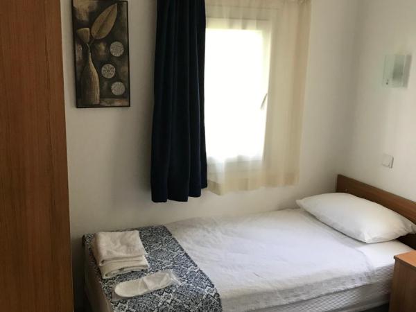 Tay Pansiyon : photo 4 de la chambre chambre lits jumeaux