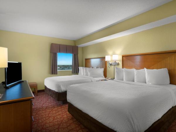 Bay View Resort Myrtle Beach : photo 1 de la chambre suite lit queen-size