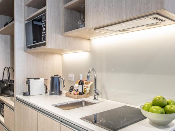 Sudima Christchurch City : photo 4 de la chambre chambre lit king-size de luxe