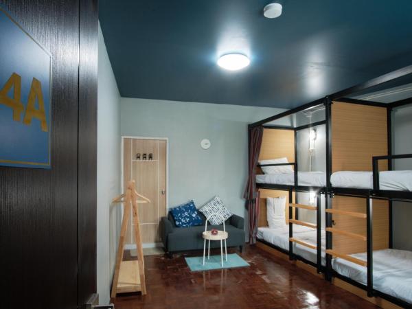Private Stay Hostel : photo 6 de la chambre chambre quadruple avec salle de bains privative