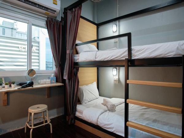 Private Stay Hostel : photo 4 de la chambre chambre familiale avec salle de bains privative