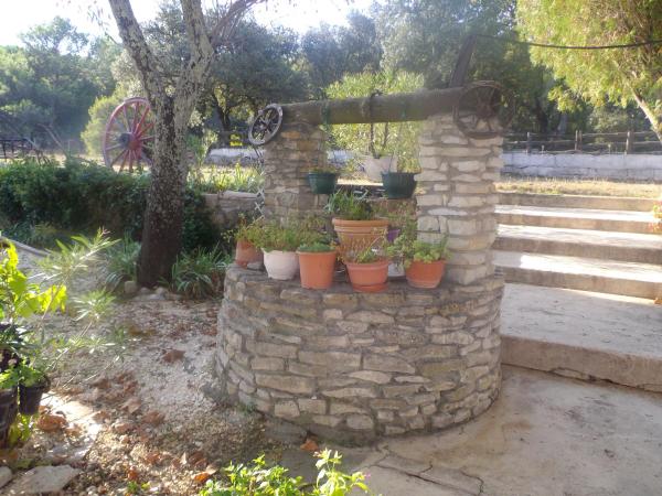 auberge des garrigues : photo 4 de la chambre chambre double