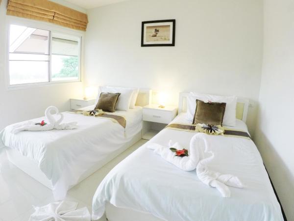 ChiangRai Lake Hill : photo 4 de la chambre chambre lits jumeaux avec balcon