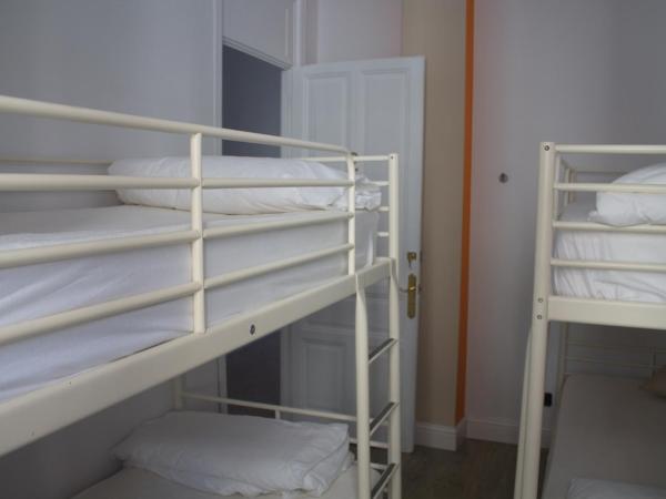 Hostel Royalty ALBERGUE : photo 8 de la chambre lit simple en dortoir