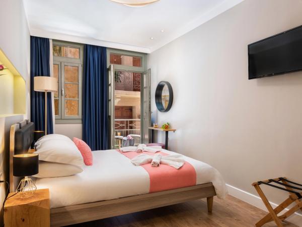 Viaggio Elegant Rooms : photo 3 de la chambre chambre double deluxe avec balcon