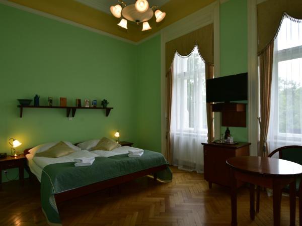 Sant Georg Garni : photo 1 de la chambre chambre lits jumeaux